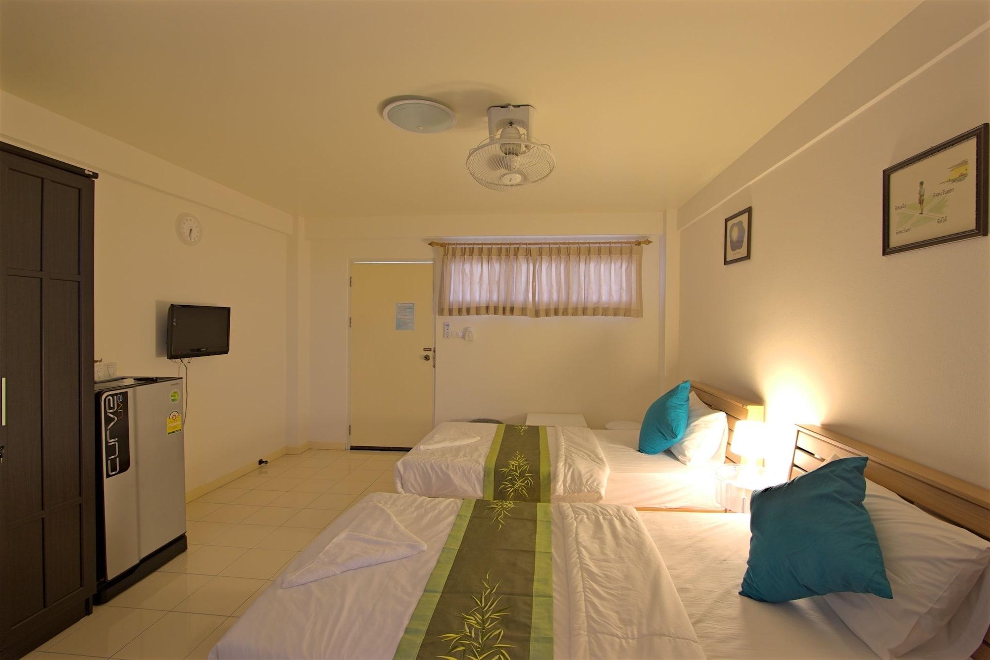 Charn Residence Bang Saen Luaran gambar