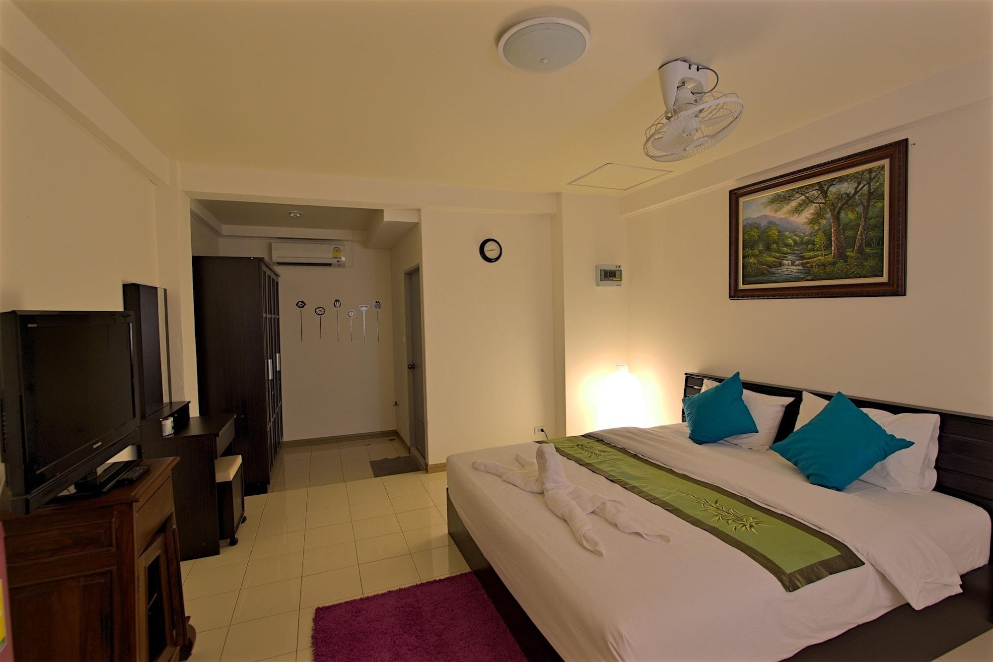 Charn Residence Bang Saen Luaran gambar
