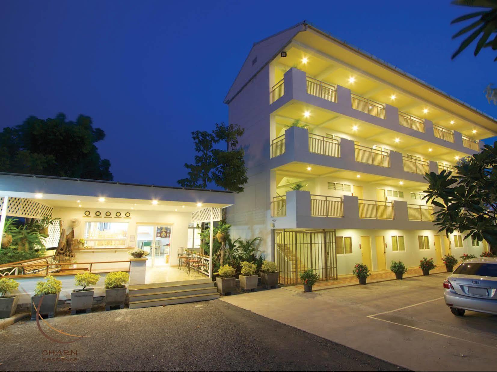 Charn Residence Bang Saen Luaran gambar